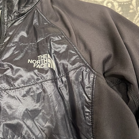 The North Face Black Jacket, size Small - Picture 3 of 5